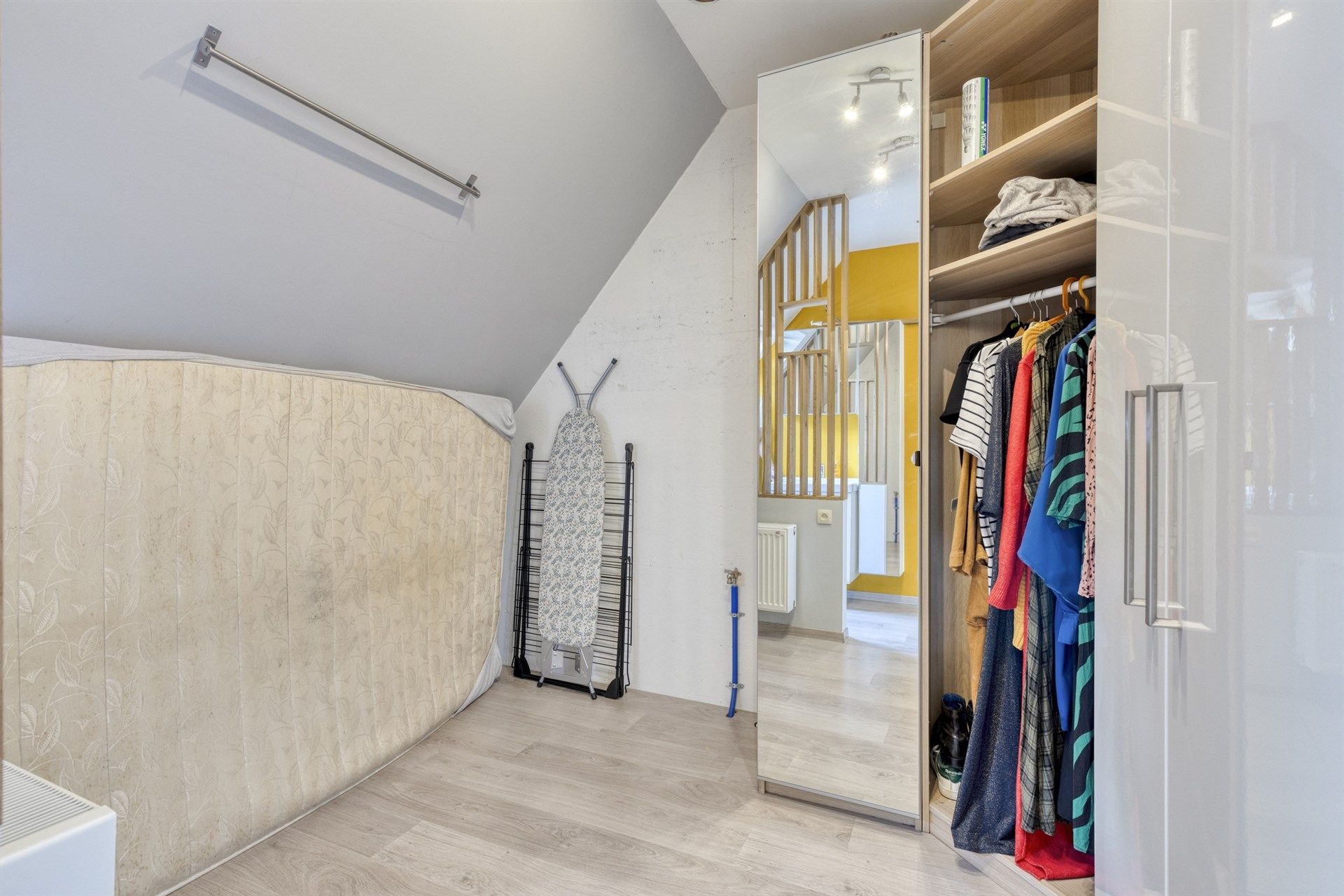 Charmante, energiezuinige woning in hartje Wetteren! foto 14
