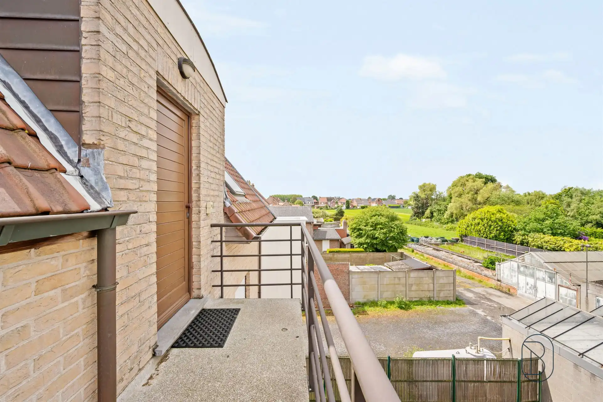 Instapklaar appartement nabij centrum Avelgem foto 3