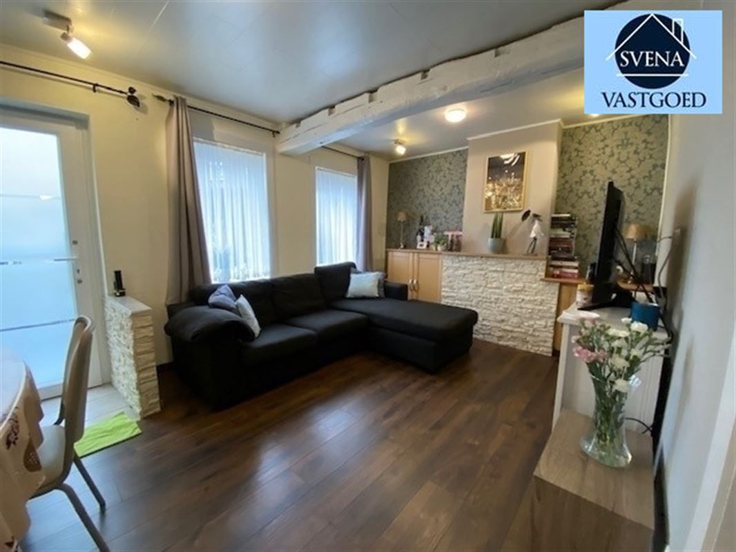 ZEER LEUKE INSTAPKLARE HOEKWONING MET TUINTJE foto 2