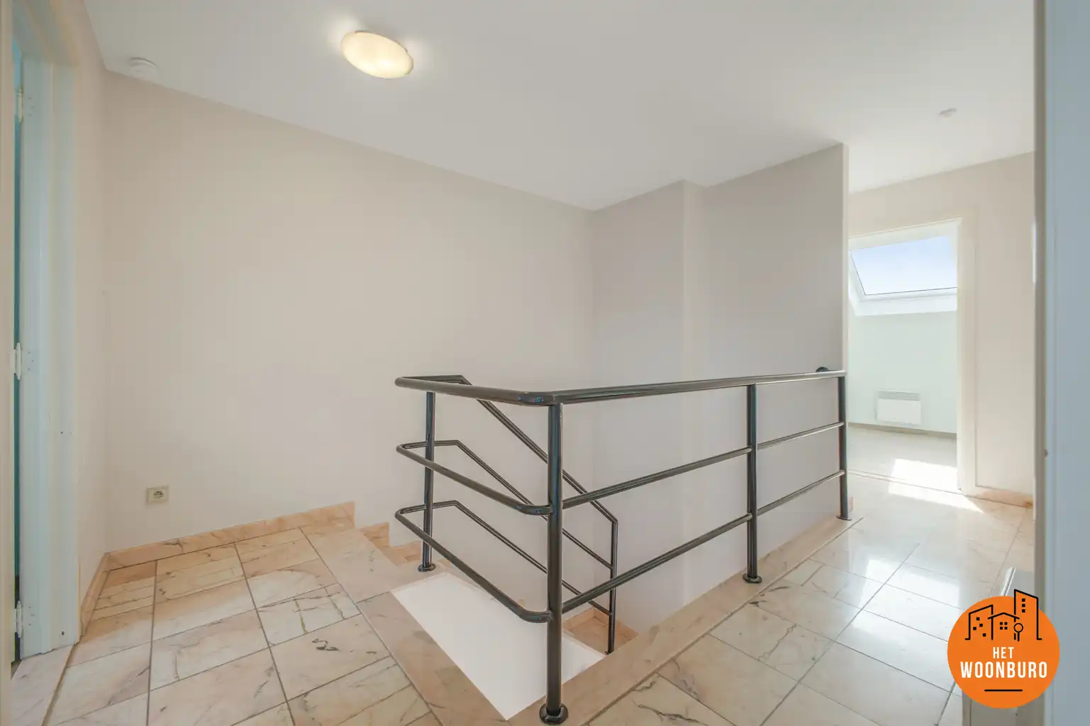 Appartement met 3 slpks, bureel, terras, kelder en garage foto 7