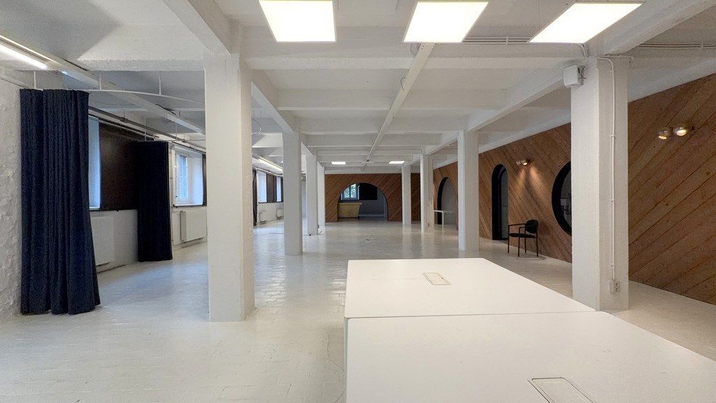 Kantoren te huur in gerenoveerd pakhuis La Cloche in Antwerpen foto 4