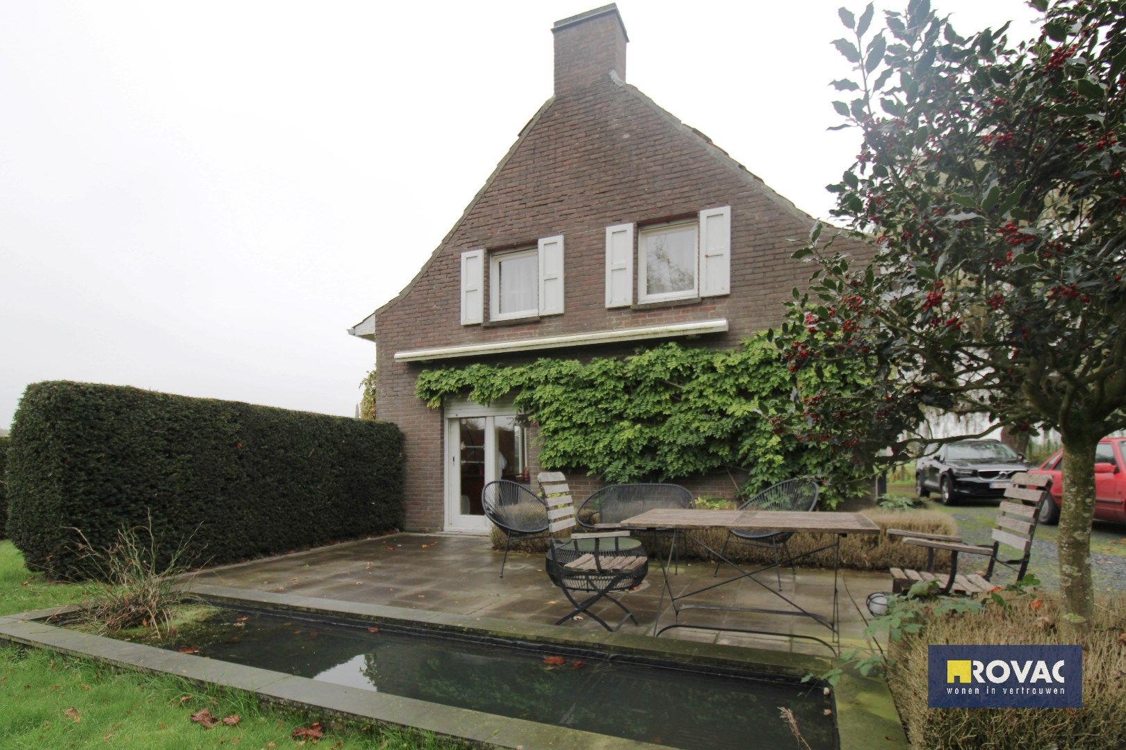 Landelijk gelegen alleenstaande woning met grote tuin! foto 20