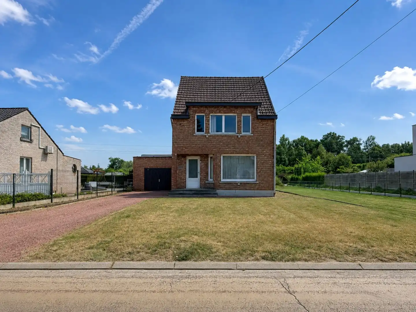 Hoofdfoto van de publicatie: Karaktervolle gezinswoning met zonnige tuin op een perceel van 589 m² in Rotselaar