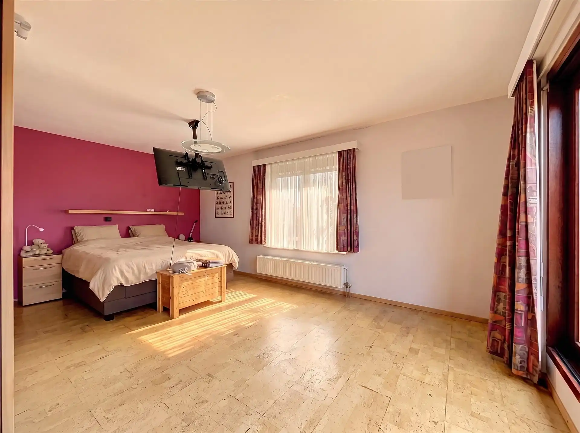 Recente open bebouwing met 5 slaapkamers! foto 15