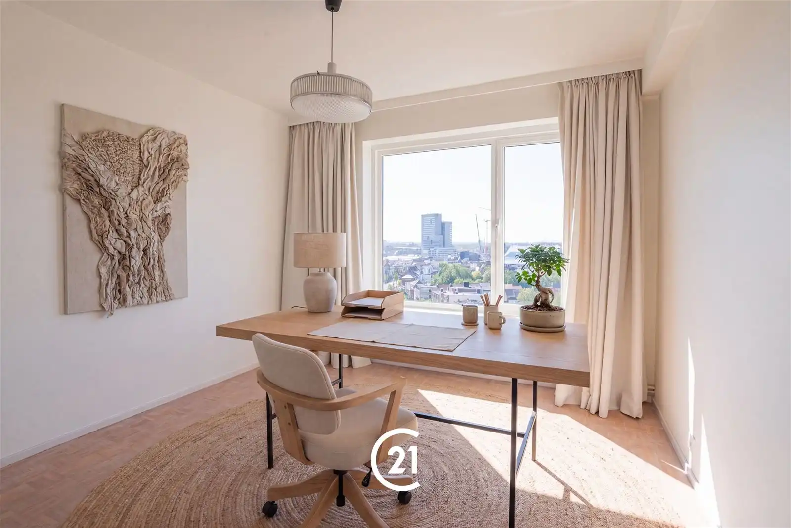 Luxueus afgewerkt appartement met 3 slaapkamers en terras. foto 18