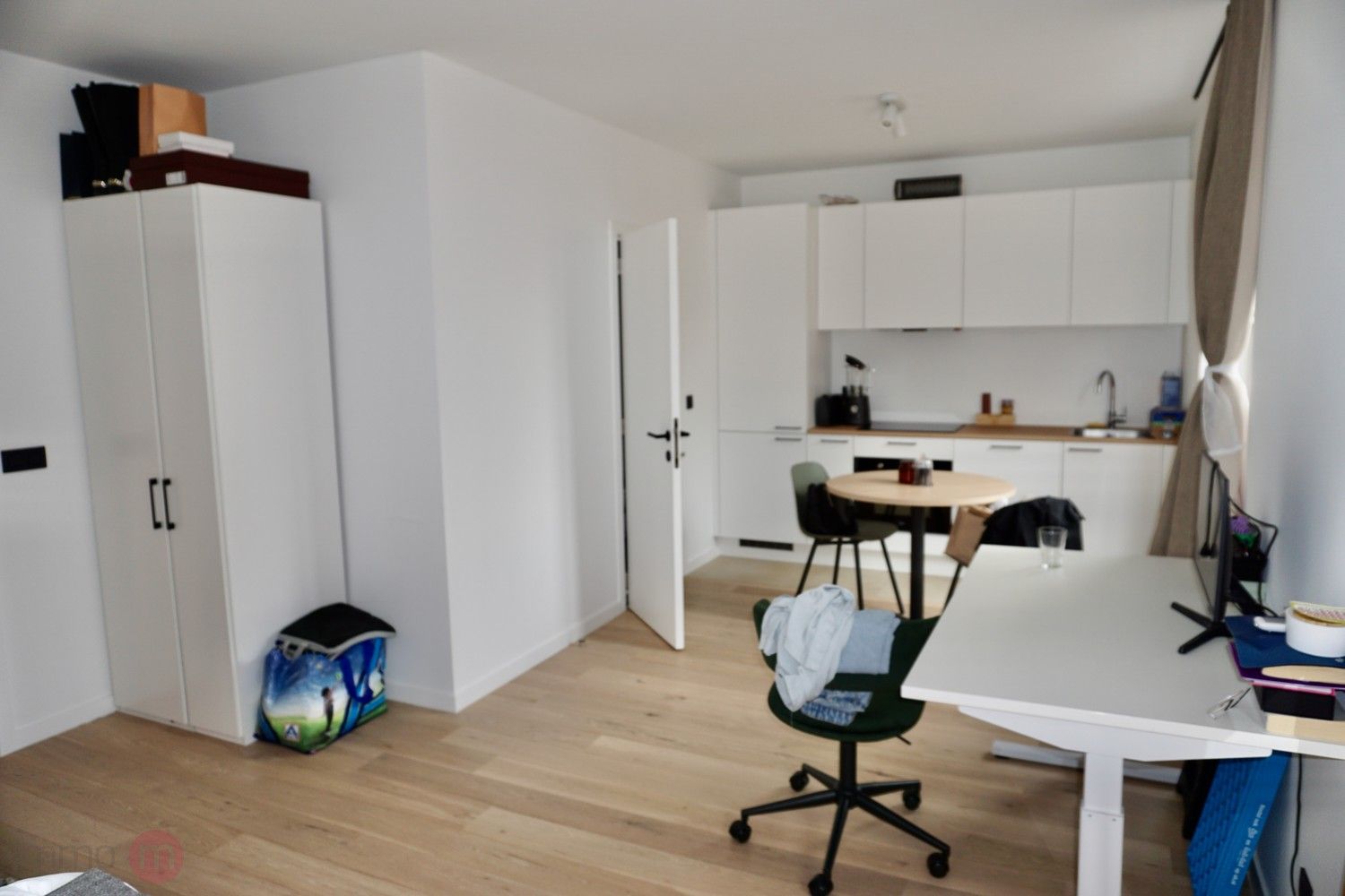 Volledig vernieuwde, gemeubelde studio te huur – Leuven foto 8