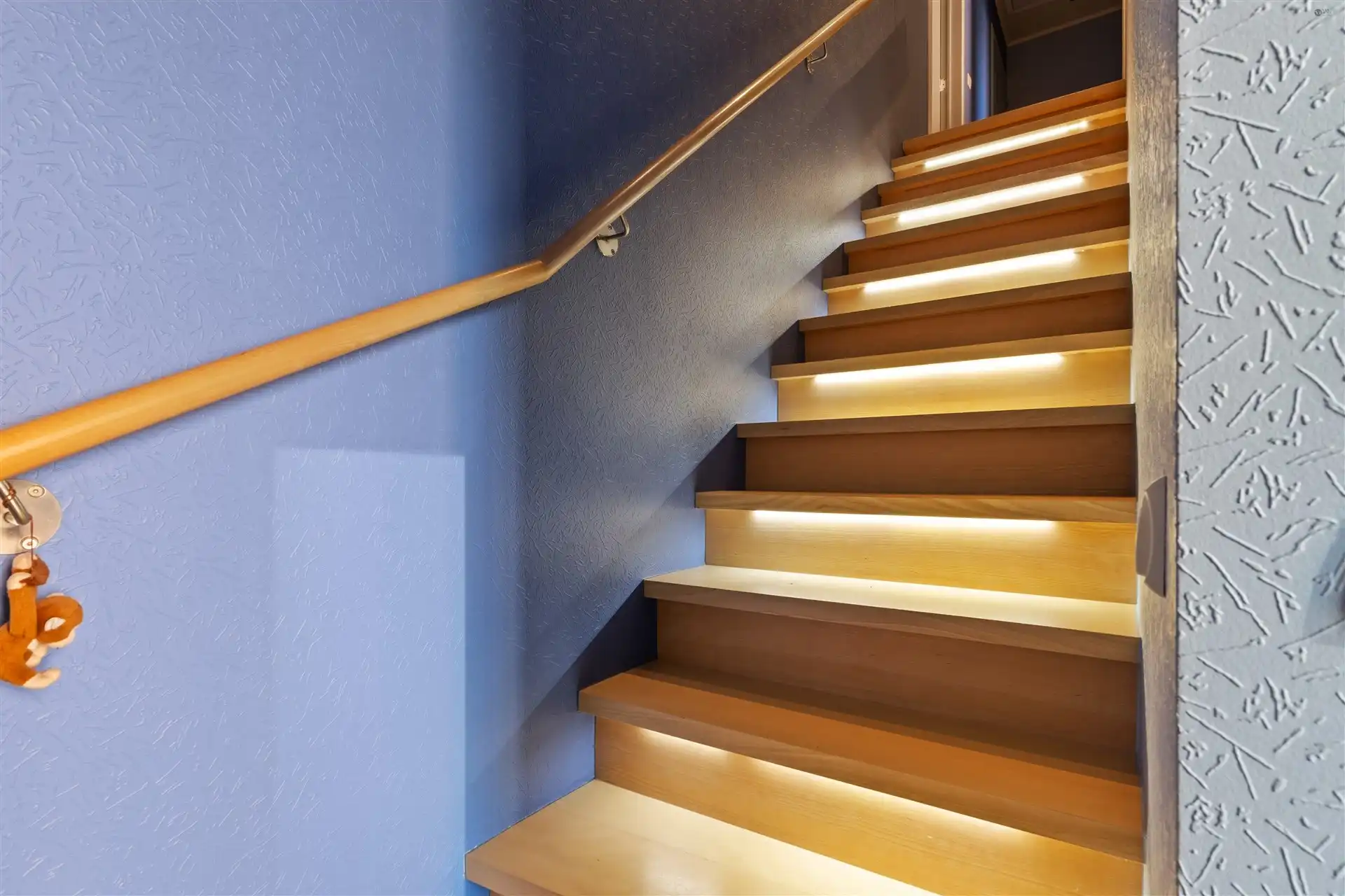 Goed onderhouden HOB met 3 slaapkamers op een ruim perceel foto 11