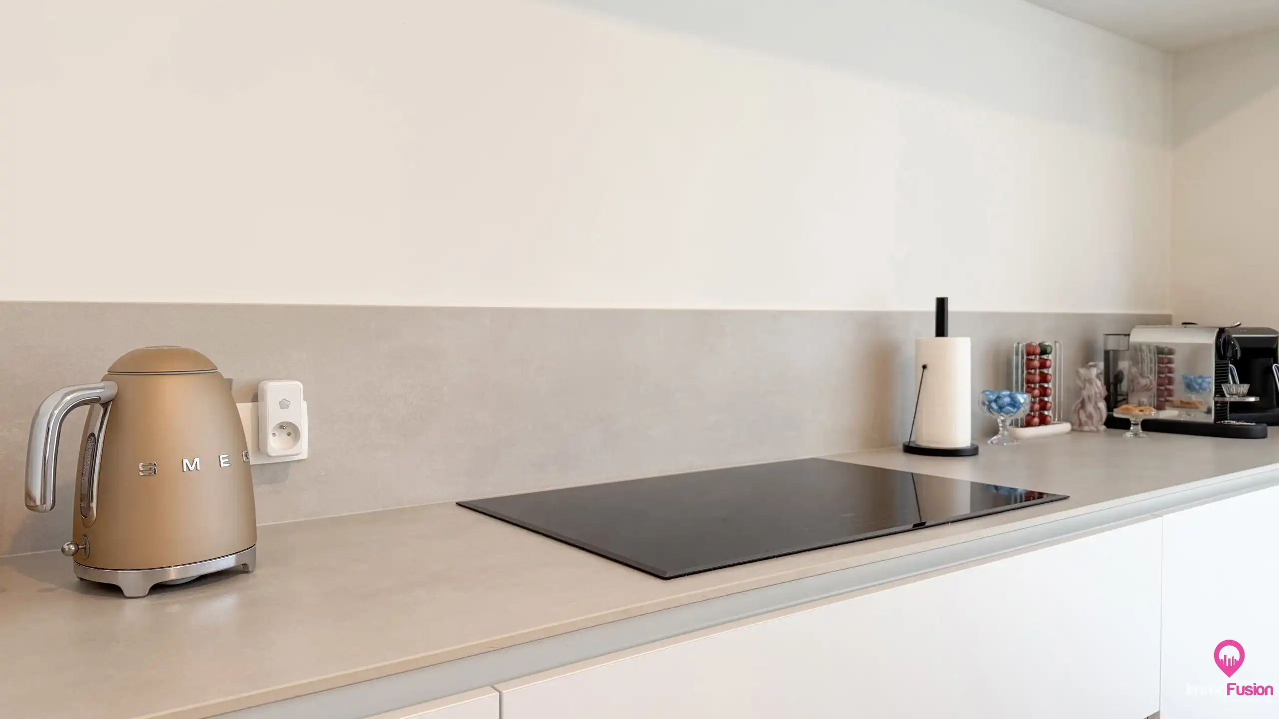 Stijlvolle nieuwbouwwoning met diepe tuin + vloerverwarming! foto 16