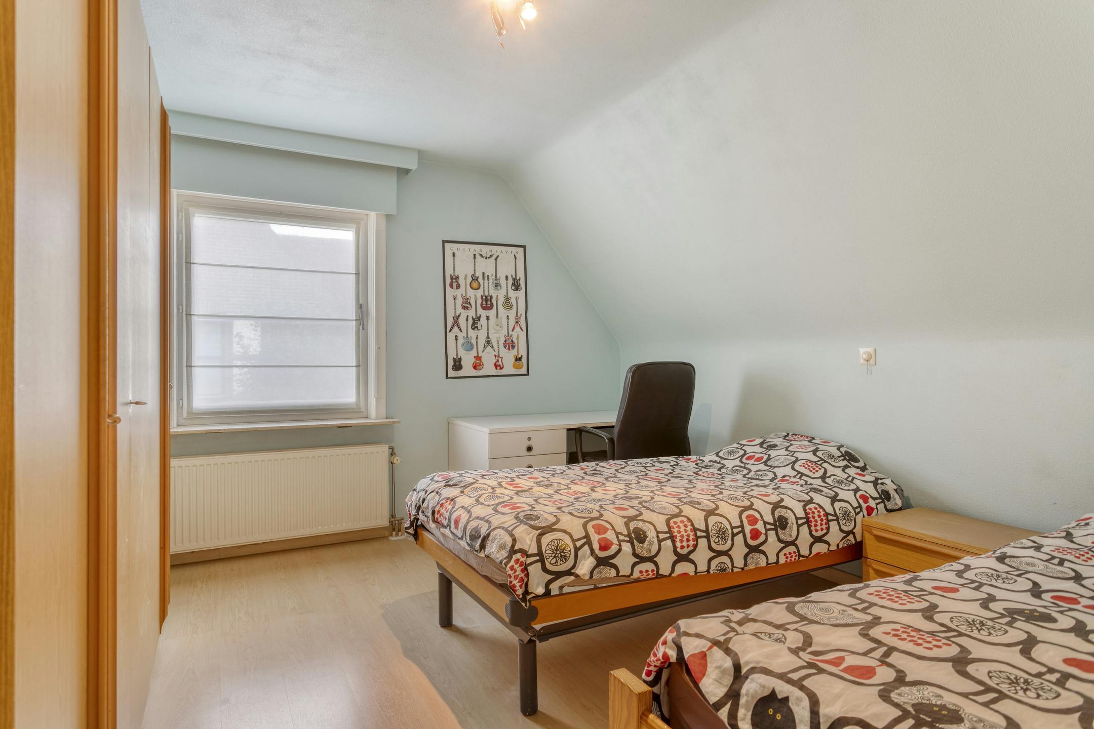 Praktijkruimte met woonst te koop in Beveren-Leie foto 17