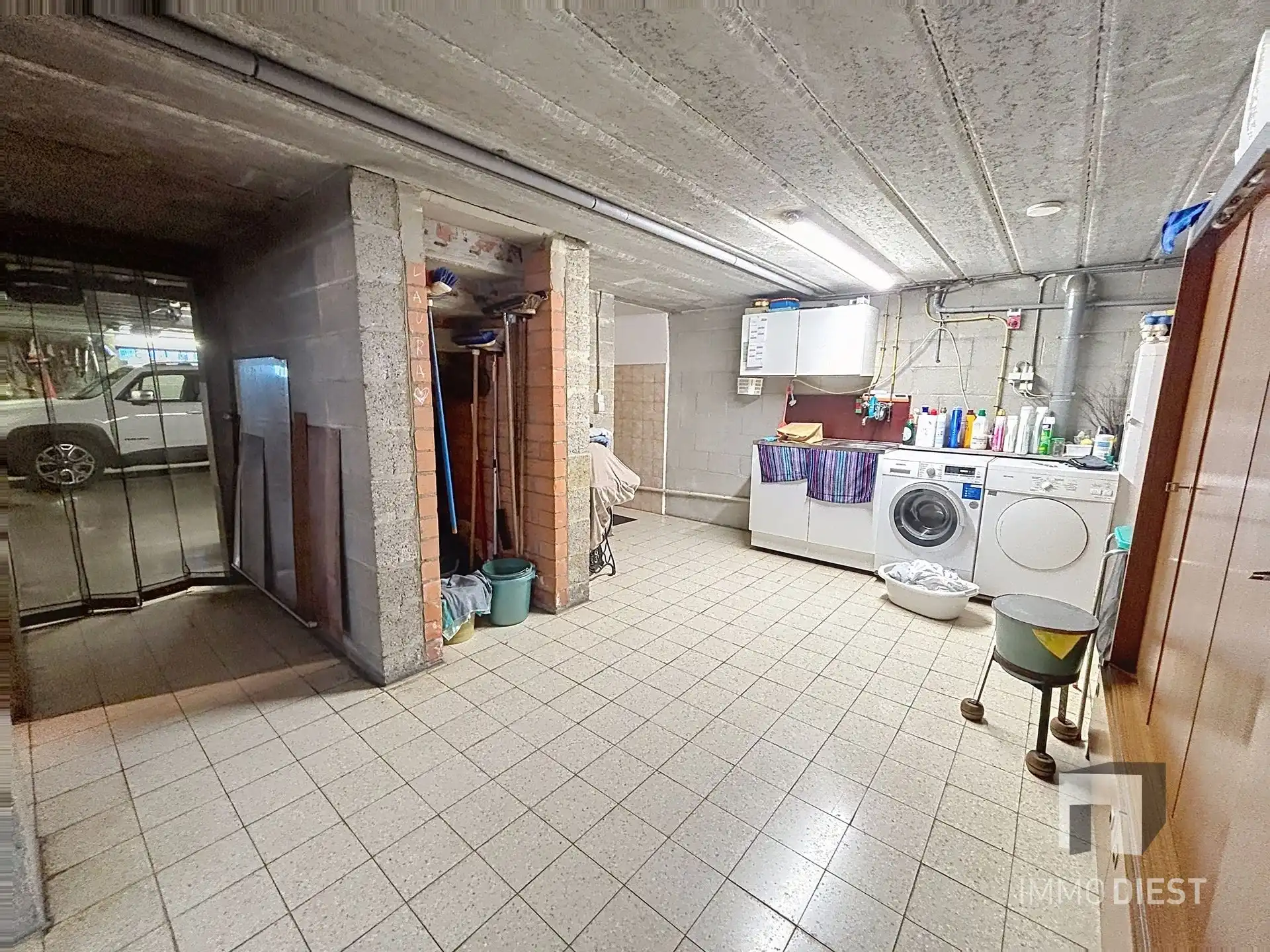 Gelijkvloerse woning met 4 slaapkamers en een volwaardige kelder foto 30
