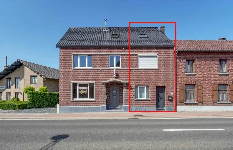 Ruime gezinswoning te Maastrichterstraat 304/1 Bilzen foto {{pictureIndex}}
