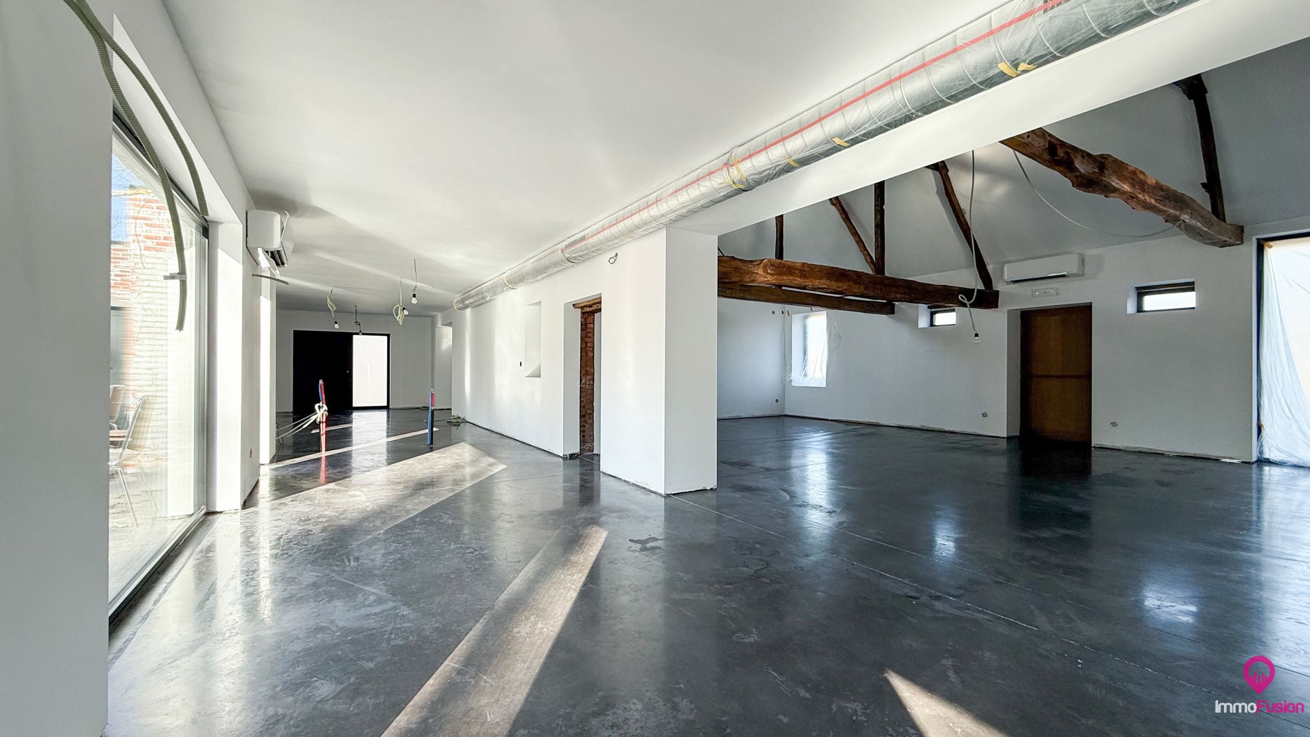 Multifunctioneel horecapand op een perceel van 1.9 hectare! foto 32