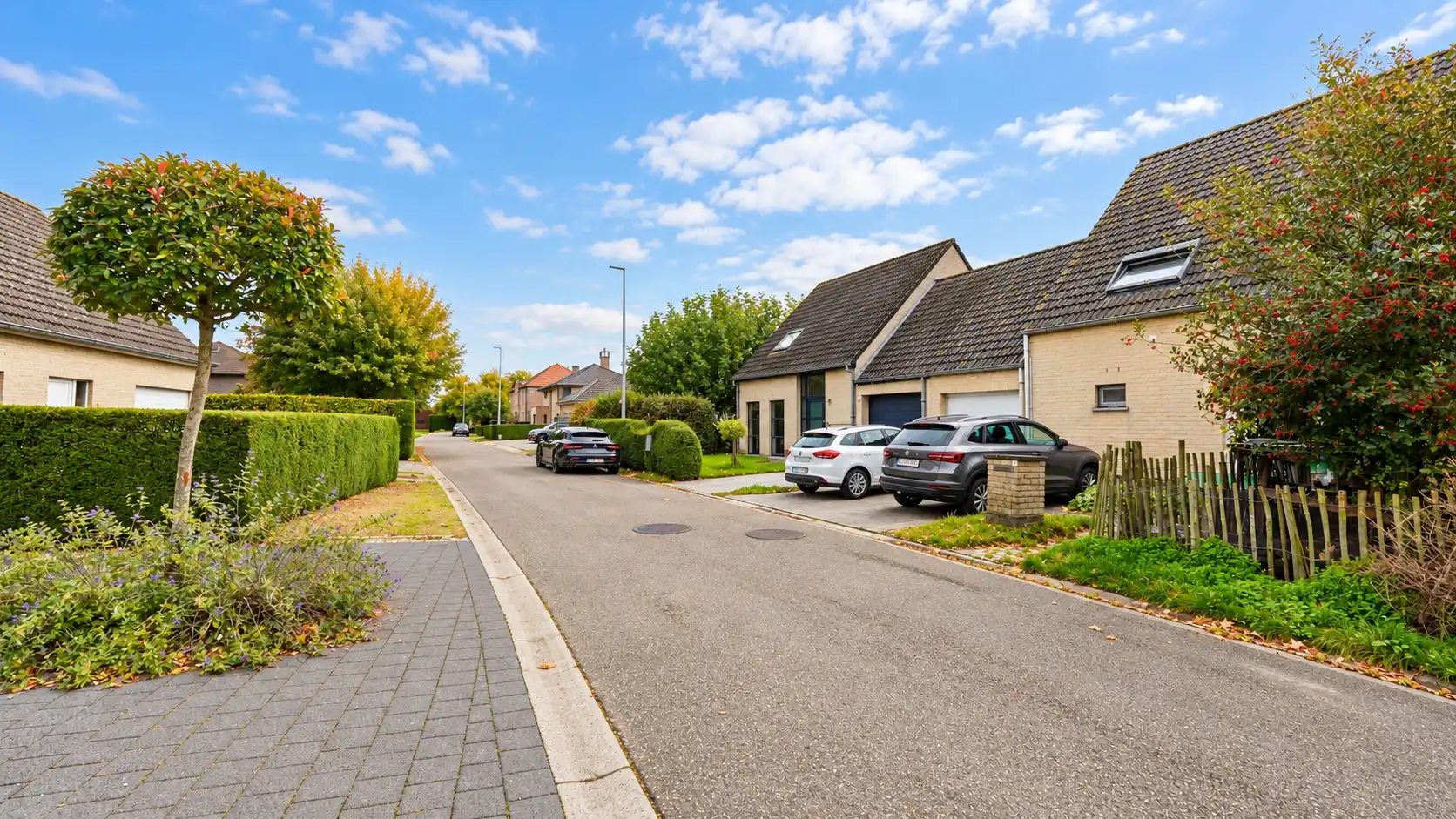 Ruime en lichtrijke gezinswoning met 3 slaapkamers, garage en zonnige tuin in Lokeren. foto 18