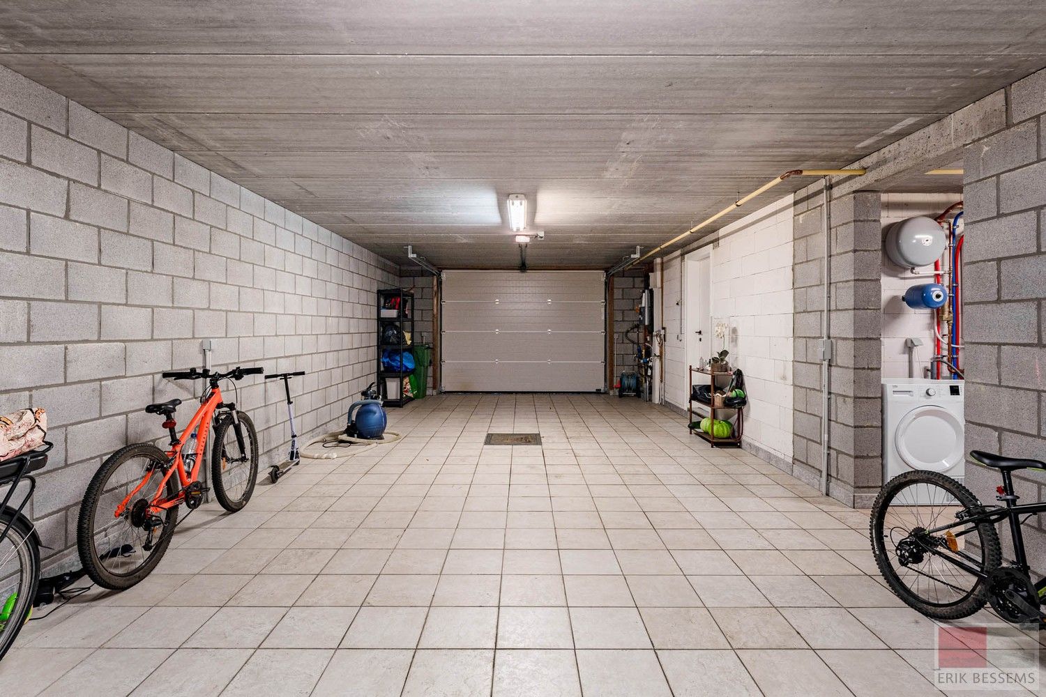 Energiezuinige woning gelegen op een perceel van 222m² met een woonoppervlakte van circa 163m² foto 3