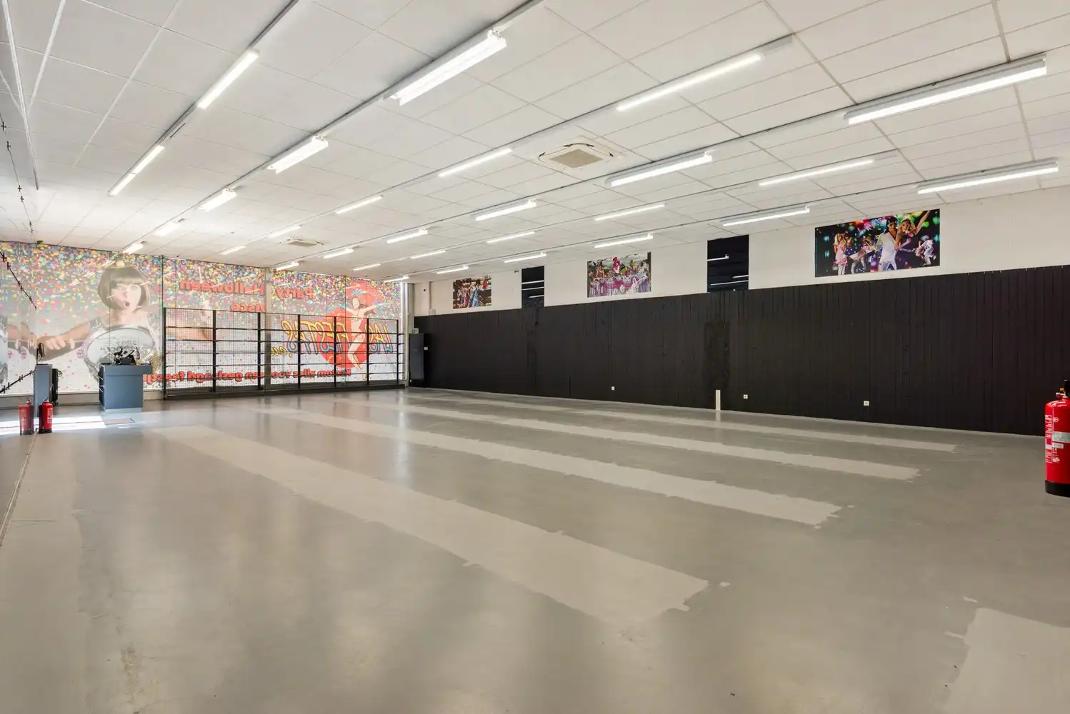 Handelspand met ruime showroom en parking op commerciële ligging te Kontich foto 8