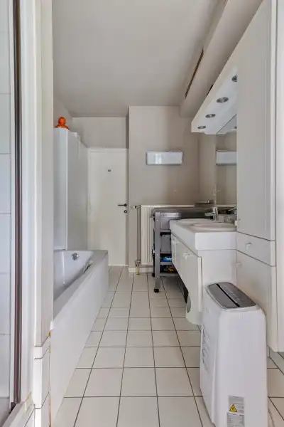 Instapklare woning met 4 slaapkamers in het rustige groene Baal foto 13