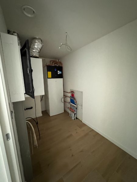 Nieuw luxe app 1e VD, 2 slpk met terras, carport & zonnepanelen foto 6