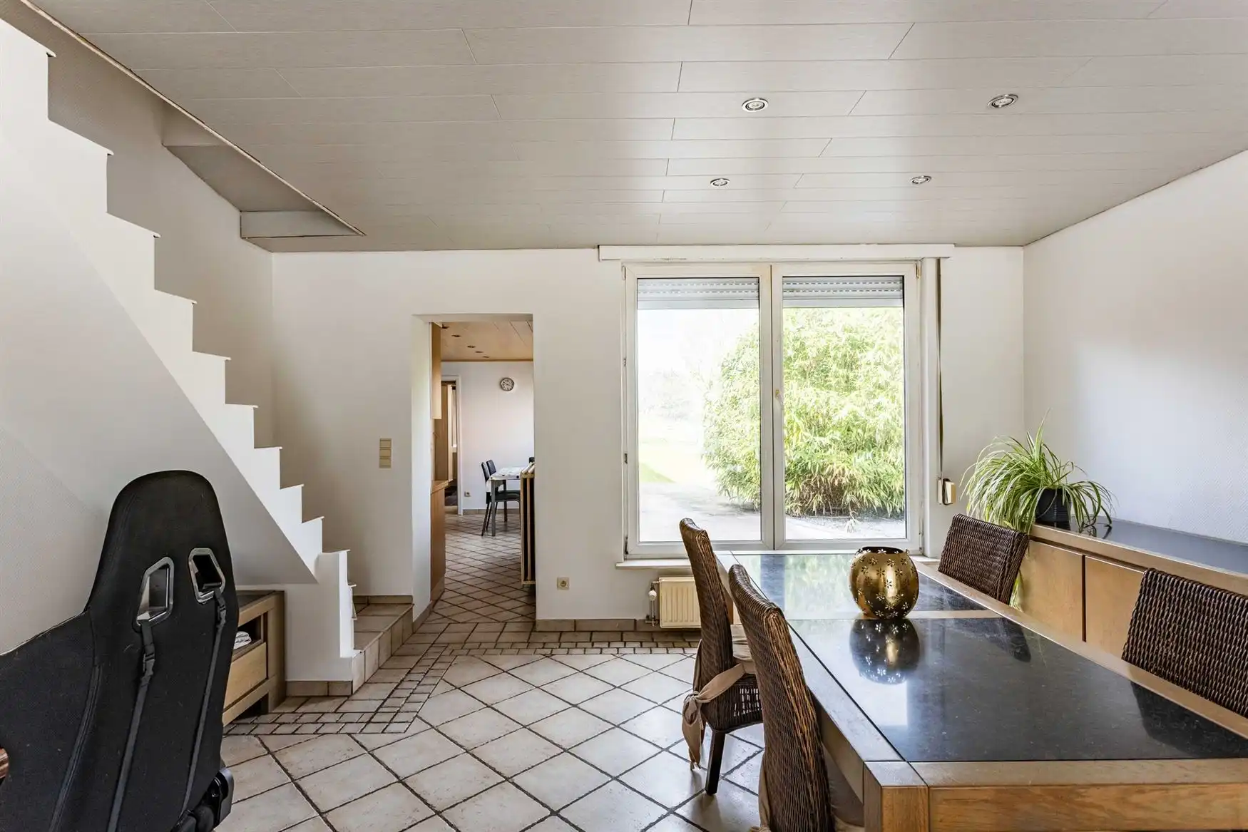 Halfopen woning met zicht op Schipdonkkanaal en velden foto 5