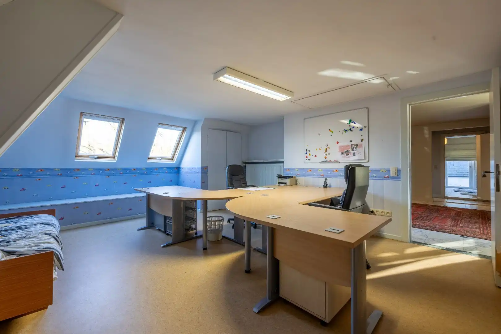 Prachtige villa met binnenzwembad op een toplocatie  foto 20