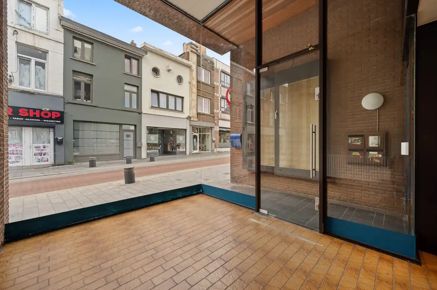 Instapklare loketten en kantoren in centrum Tienen  foto 5