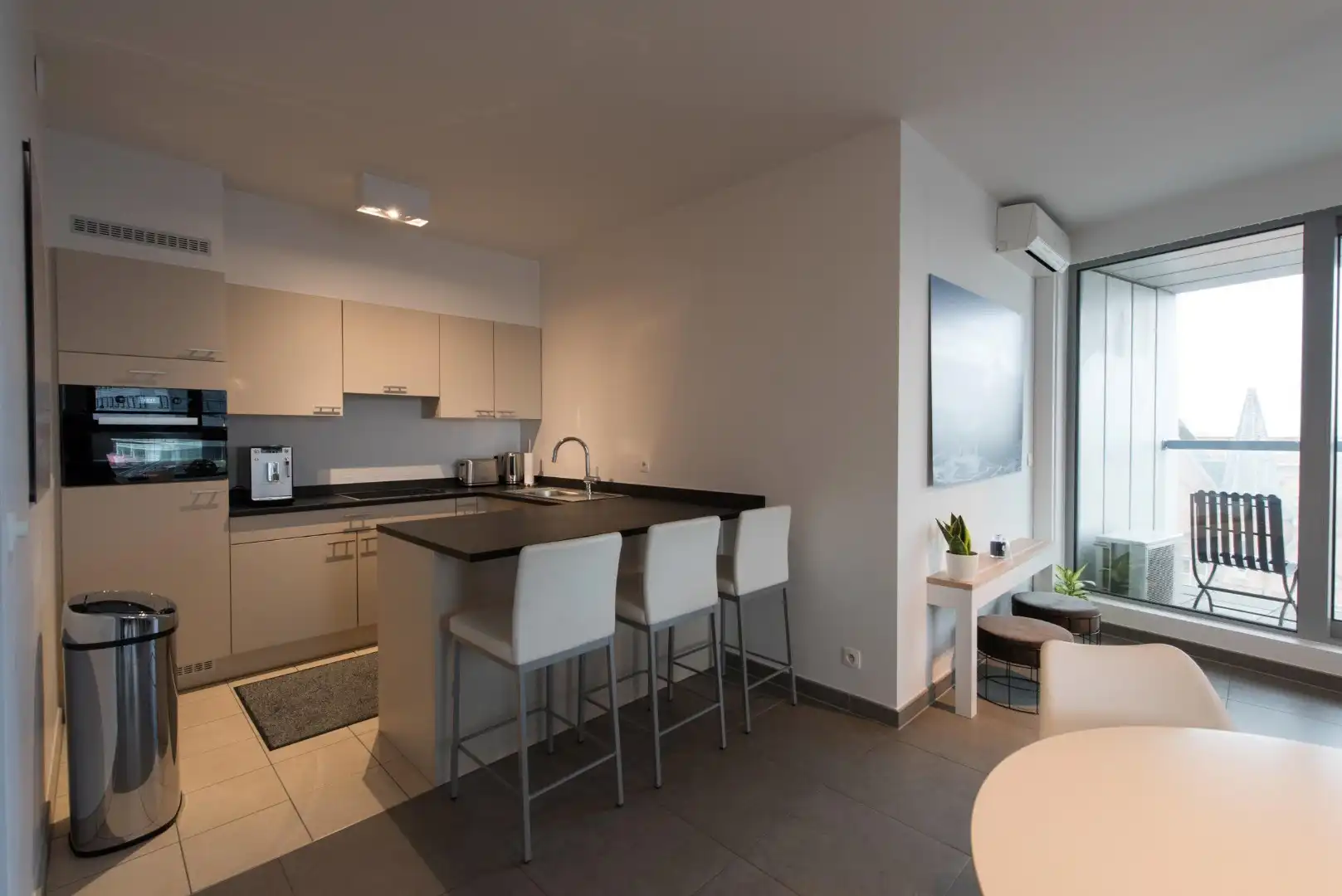 Uniek luxe appartement te koop in residentie London Tower – Het Eilandje, Antwerpen foto 11