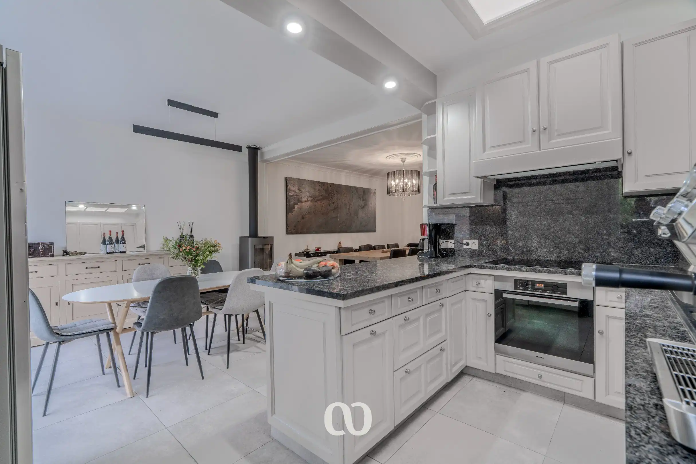 Ruime woning in het centrum van Oudenaarde foto 9