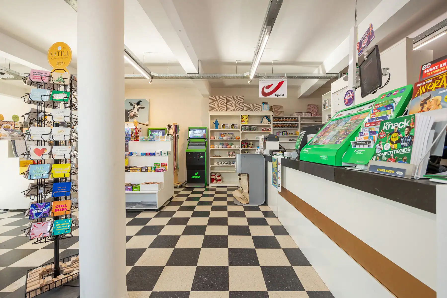 Veelzijdige handelszaak met woonst en topzichtbaarheid foto 2