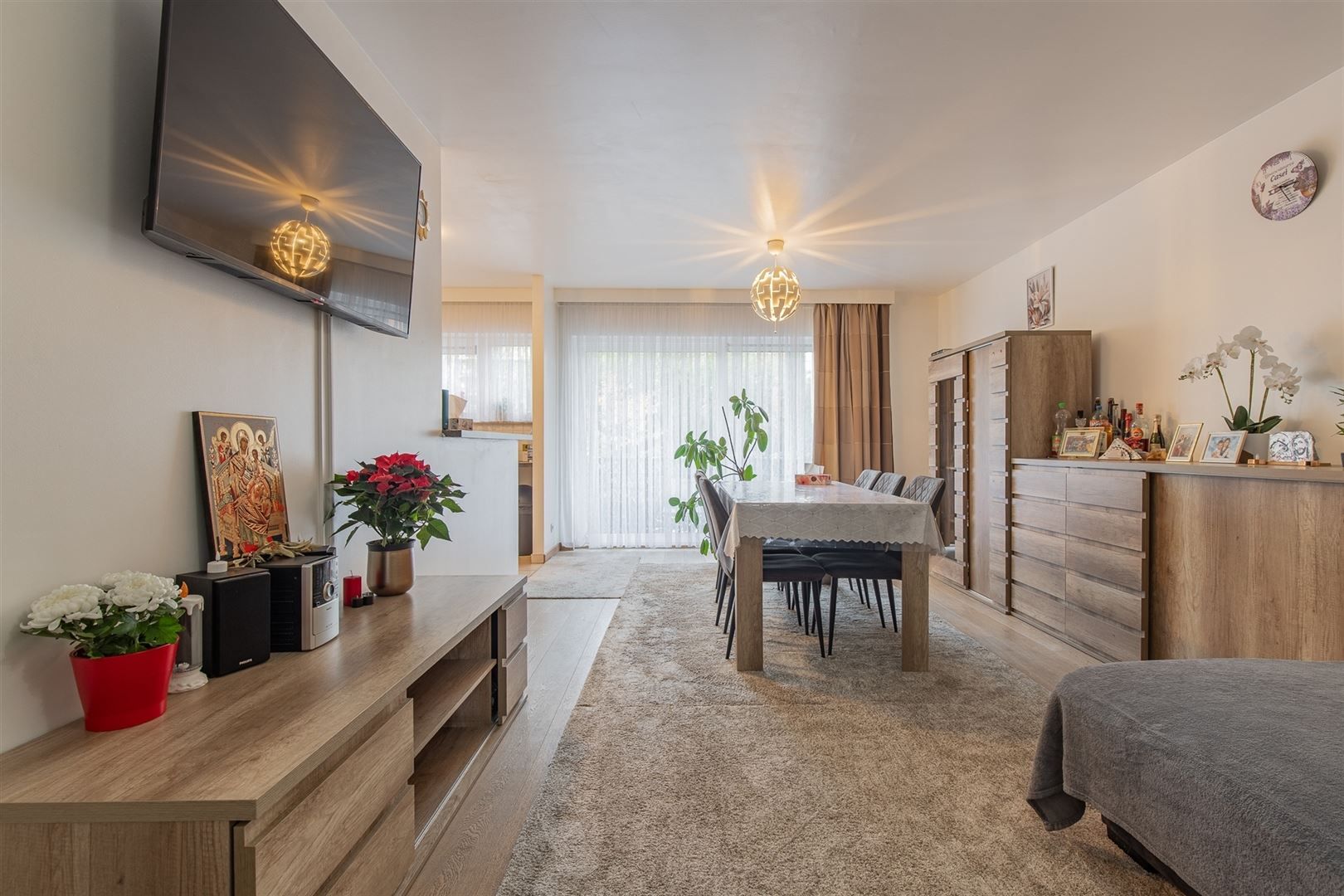 Instapklaar appartement met 2 SLP in Koekelberg! foto 2