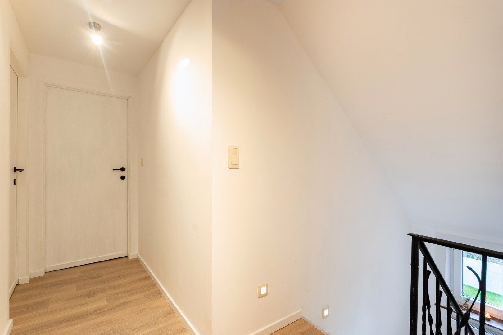 Ruime gerenoveerde, energiezuinige woning foto 22