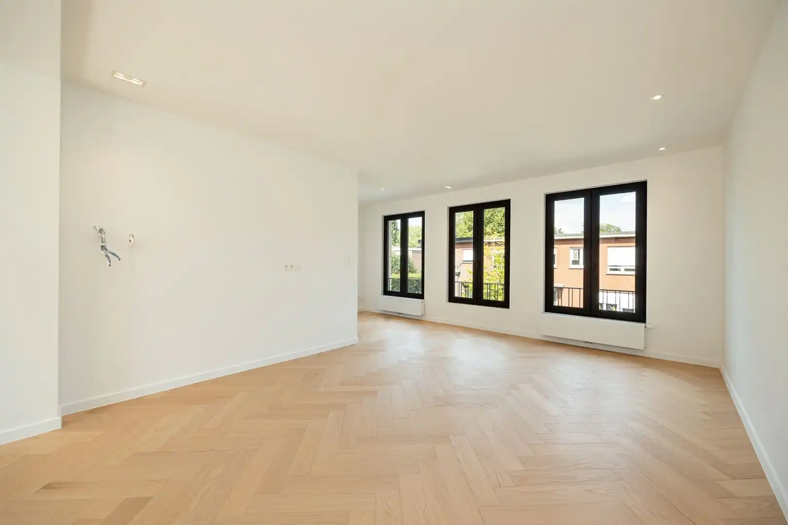 Top-gerenoveerd duplexappartement in Ekeren-Donk foto 6
