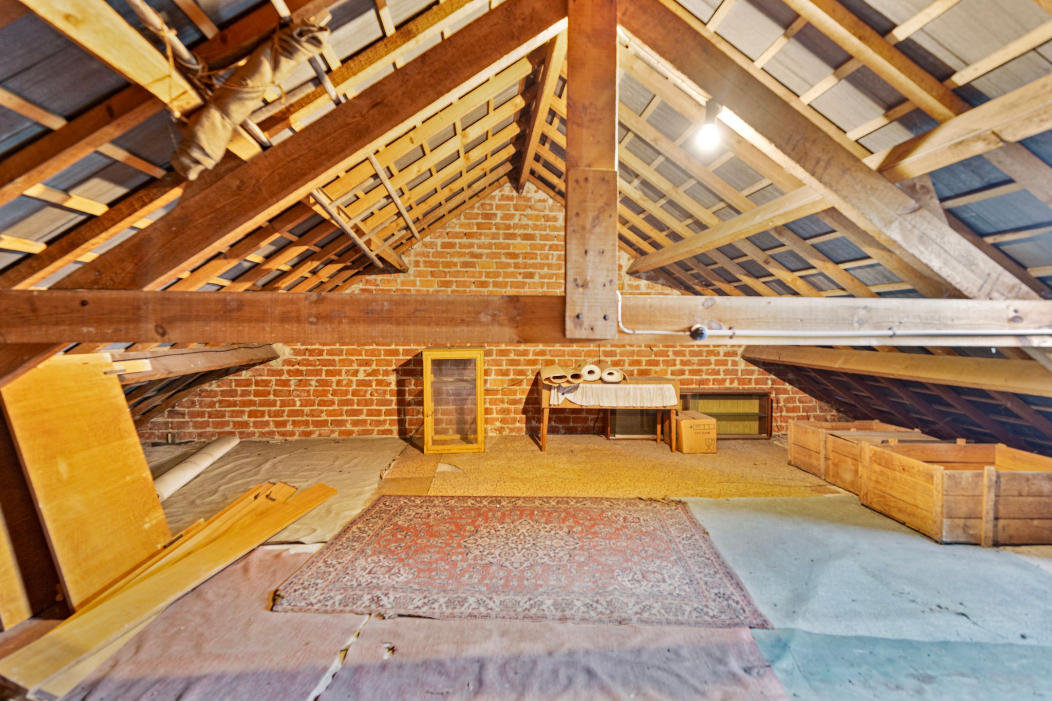 Driegevelwoning met 3 slaapkamers, garage en grote tuin foto 15