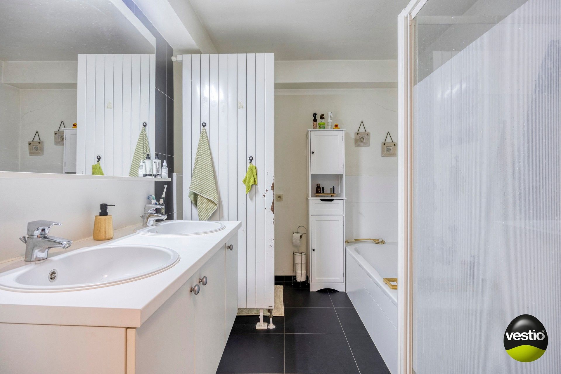 3 slaapkamer appartement in parkomgeving, op wandafstand van het centrum. foto 12