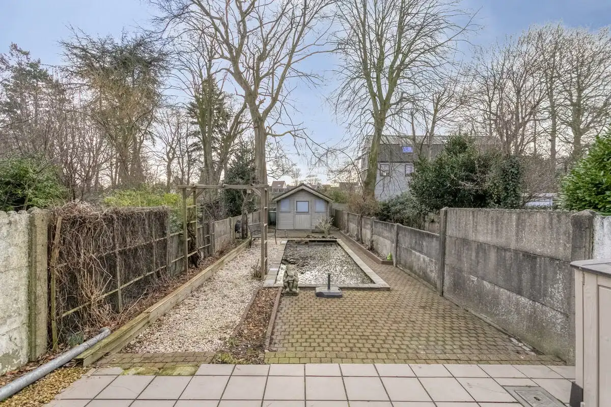 Instapklaar huis met 3 slaapkamers in centrum Assebroek  foto 6