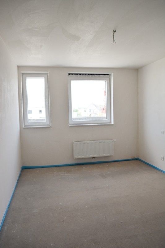 Instapklare nieuwbouwwoning met zonnige tuin te Roeselare foto 8