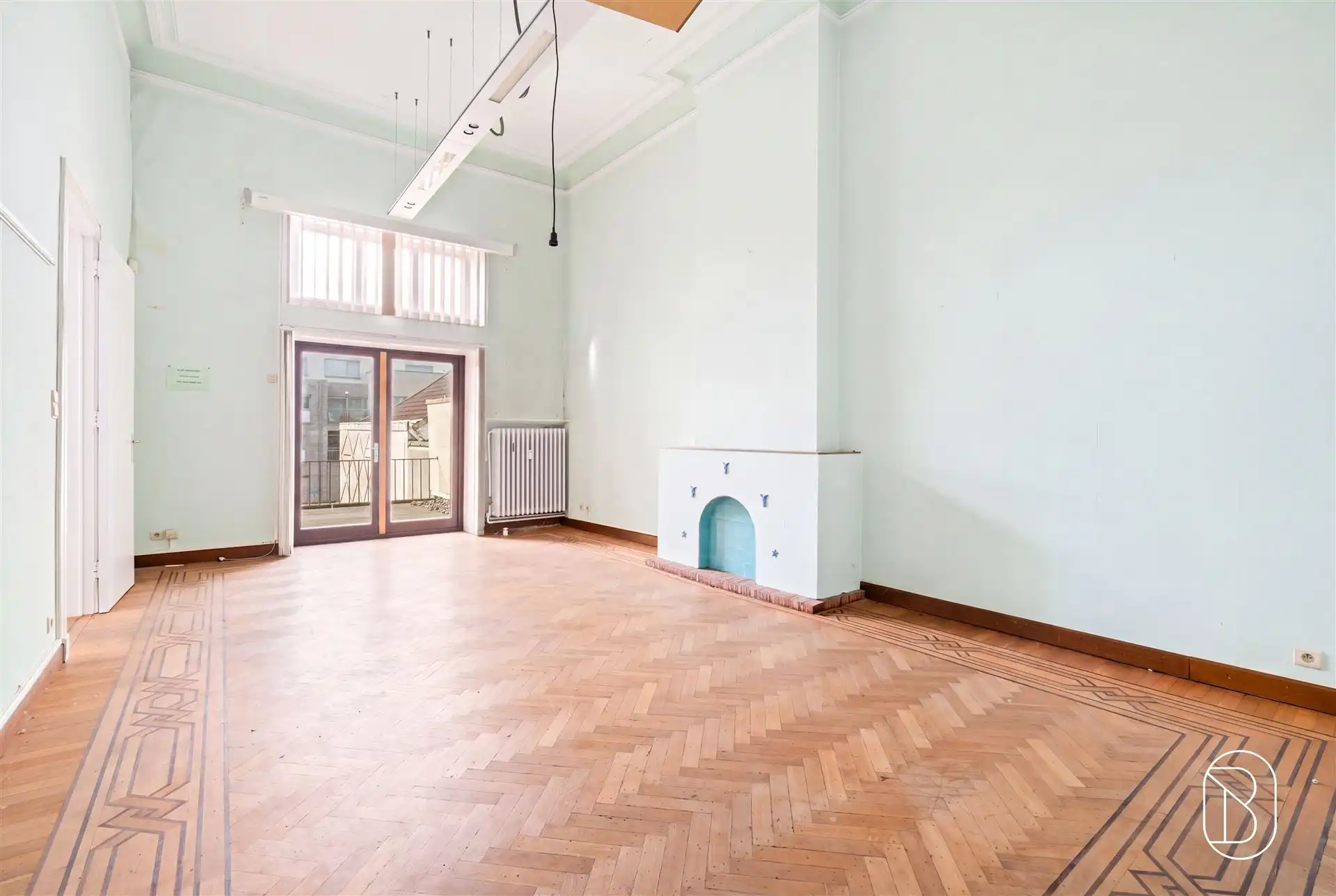 Authentieke herenwoning (6 appartementen, kantoor, parking) foto 19