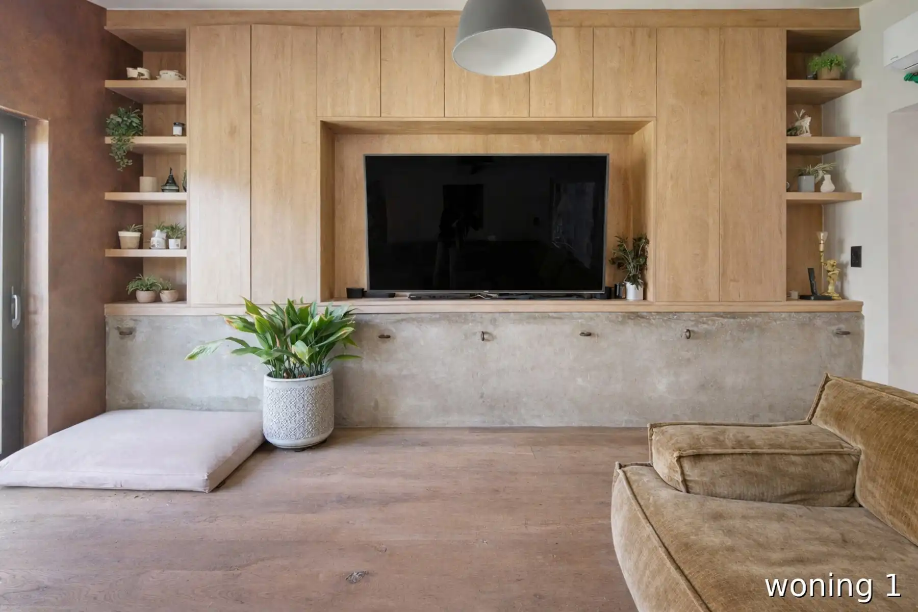 Uniek perceel met 2 volwaardige woningen en gedeelde tuin!  foto 8