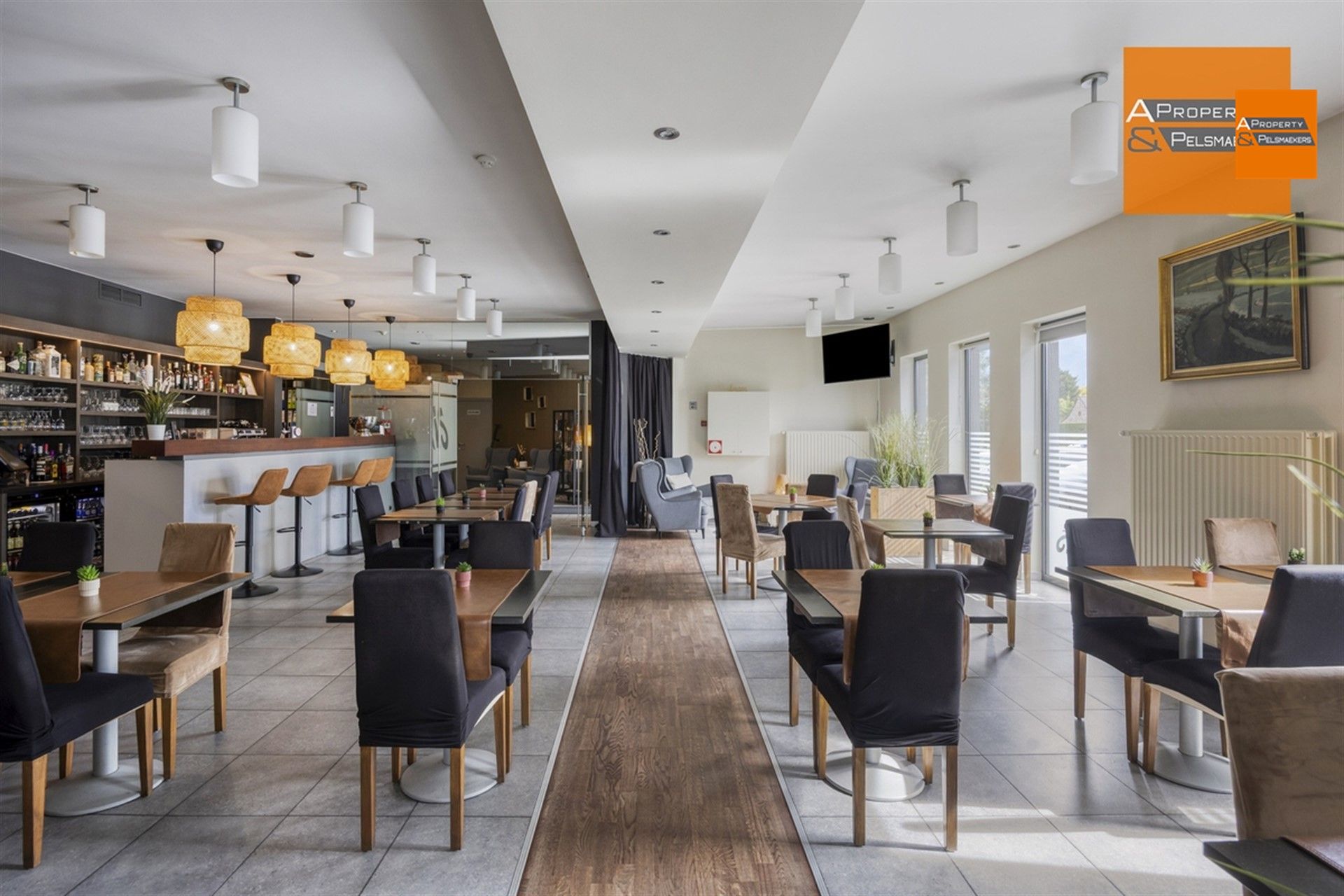 Hotel met 24 kamers foto 7