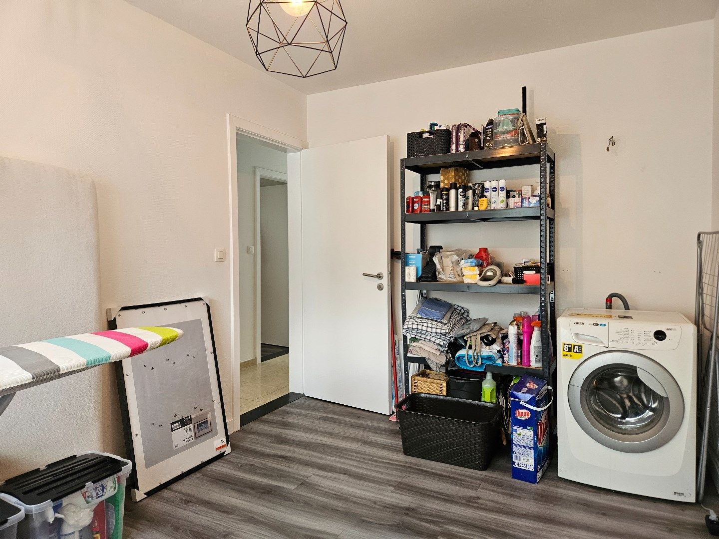 Gelijkvloerse woning met 3 slaapkamers, rustig gelegen nabij het centrum van Mol! foto 10