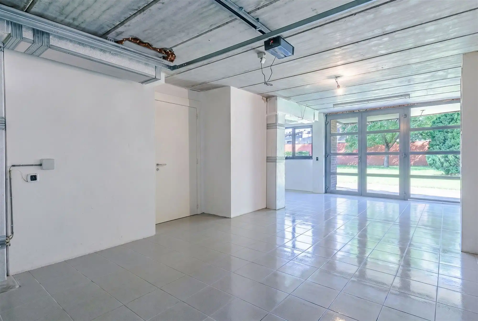 Stijlvolle bel-etagewoning met zonnige tuin foto 5