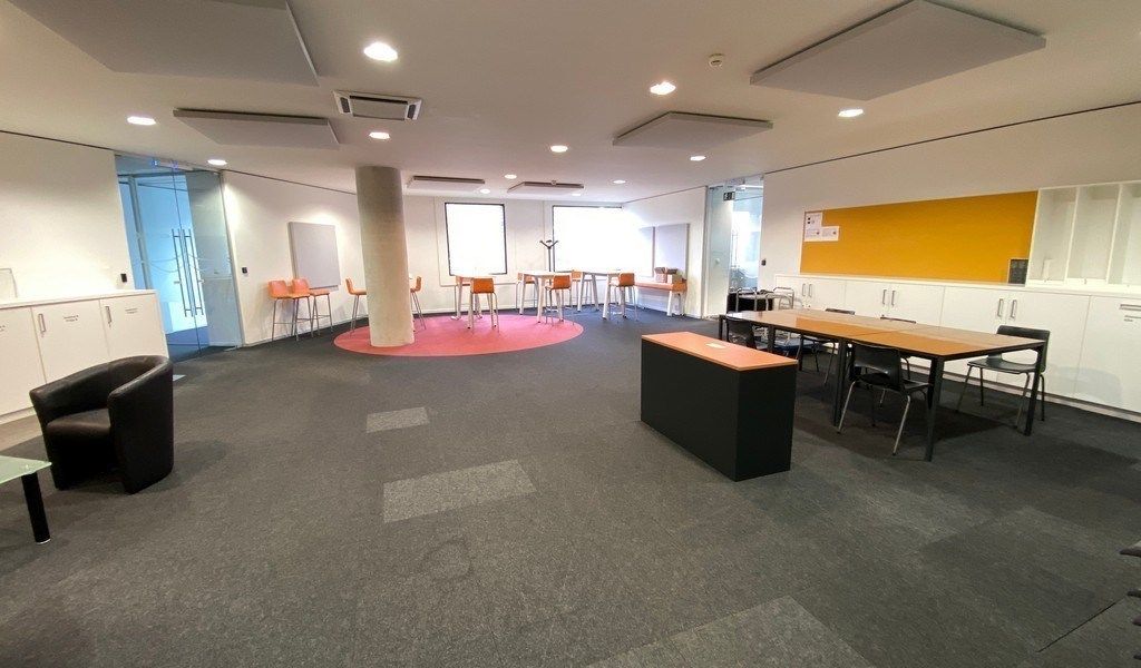 Instapklare kantoren te huur langs E313 in Herentals foto 6