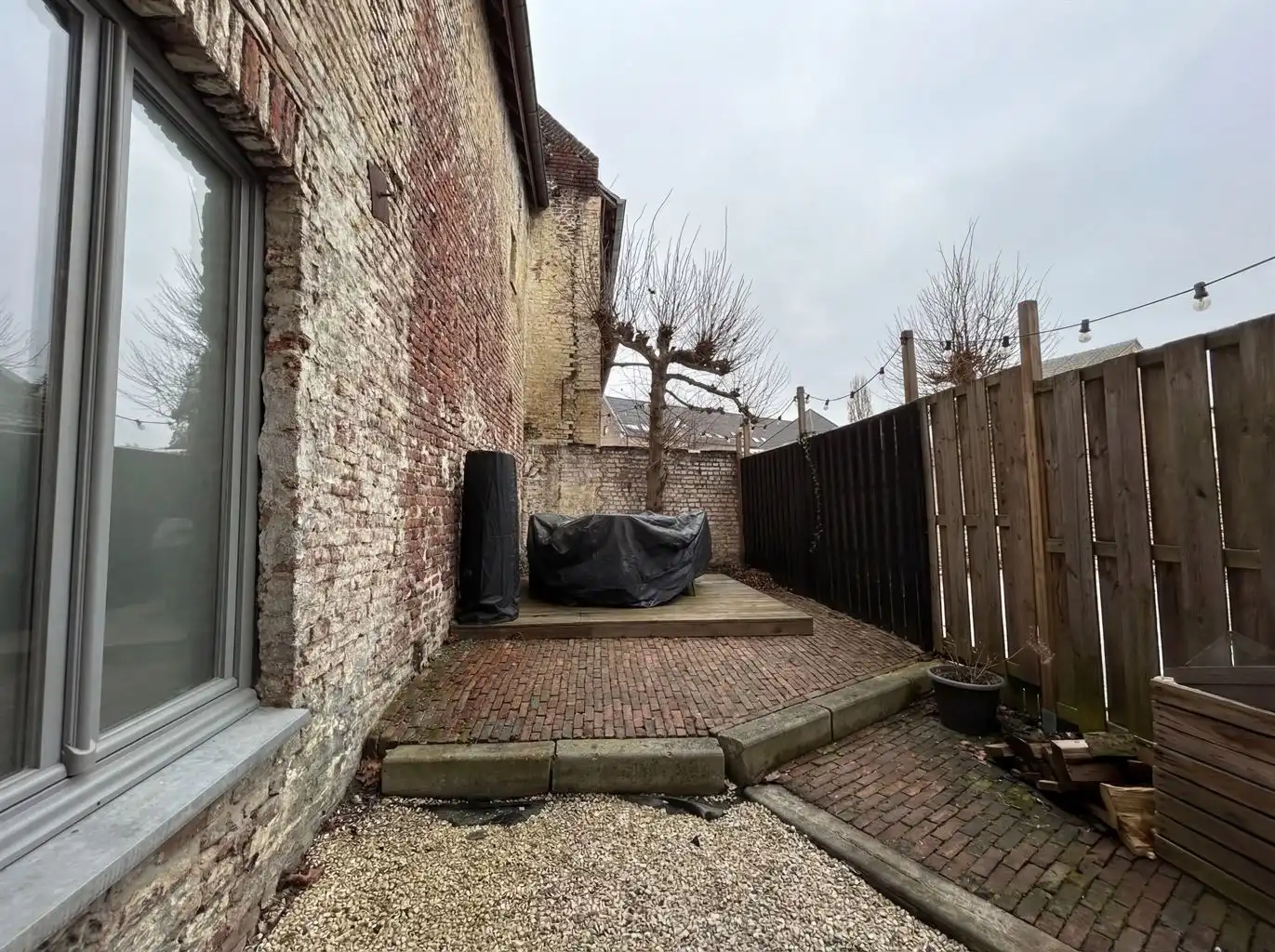 Gezellige stadswoning met 3 slaapkamers en koer, in het centrum van Maaseik. foto 13