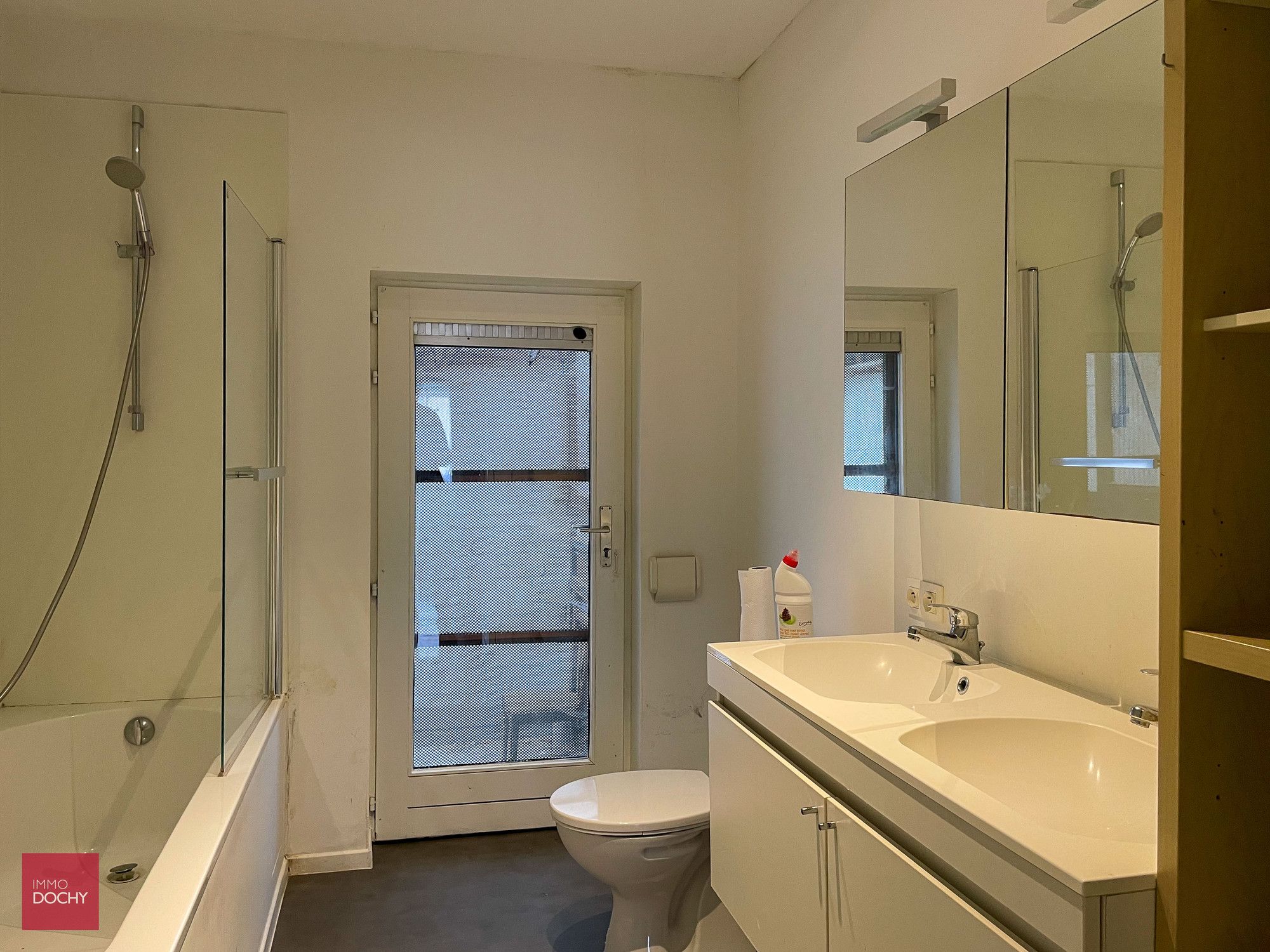 Goed gelegen woonhuis foto 7