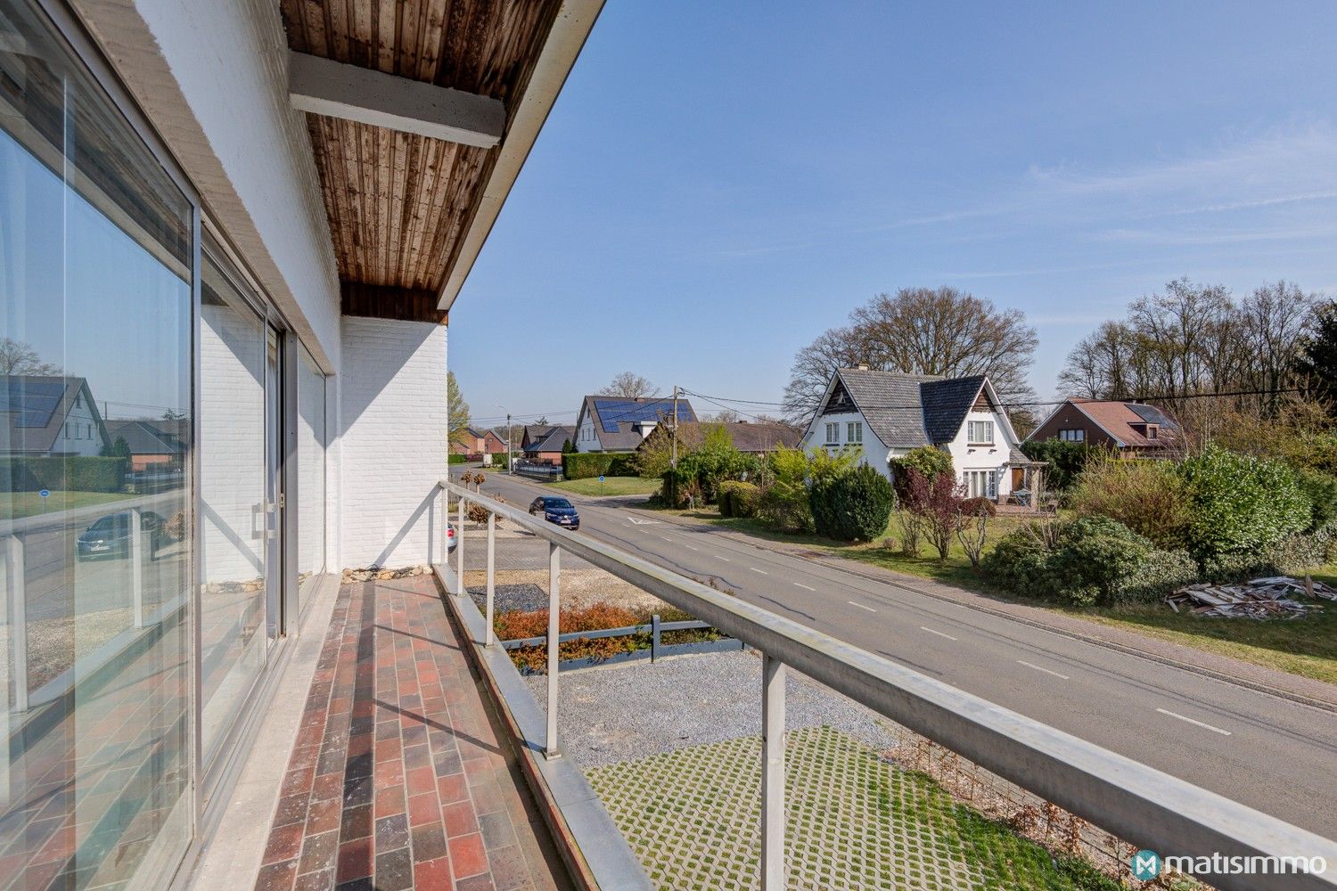 RUIM, DEELS GERENOVEERD DUPLEXAPPARTEMENT MET 3 SLAAPKAMERS, GROOT TERRAS, GARAGEBOX EN AUTOSTAANPLAATS foto 34