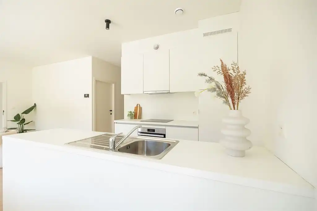 Gelijkvloers app met 3 slpk en tuin foto 5