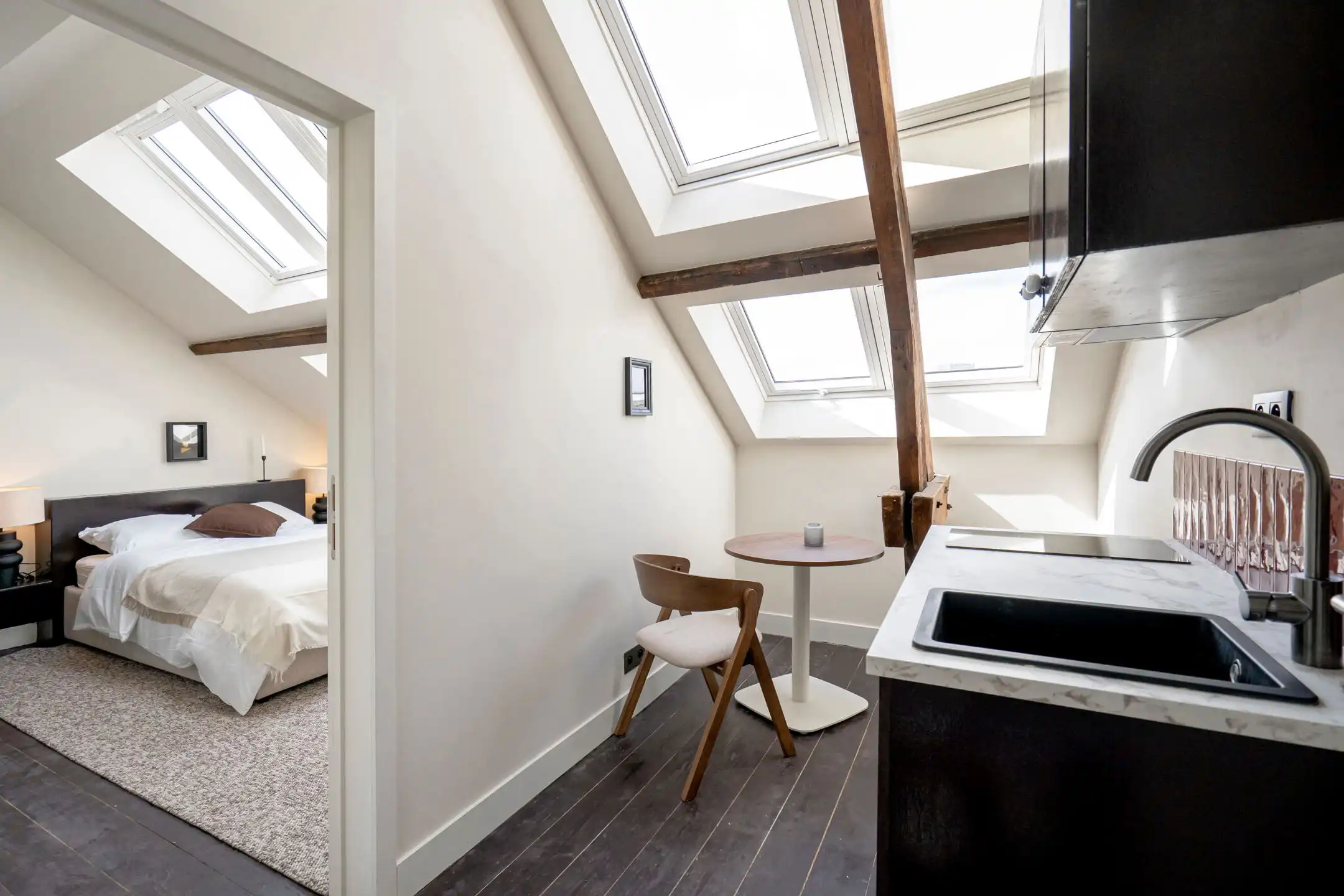 Uniek co-housing concept: volledig gemeubelde studio’s foto 11