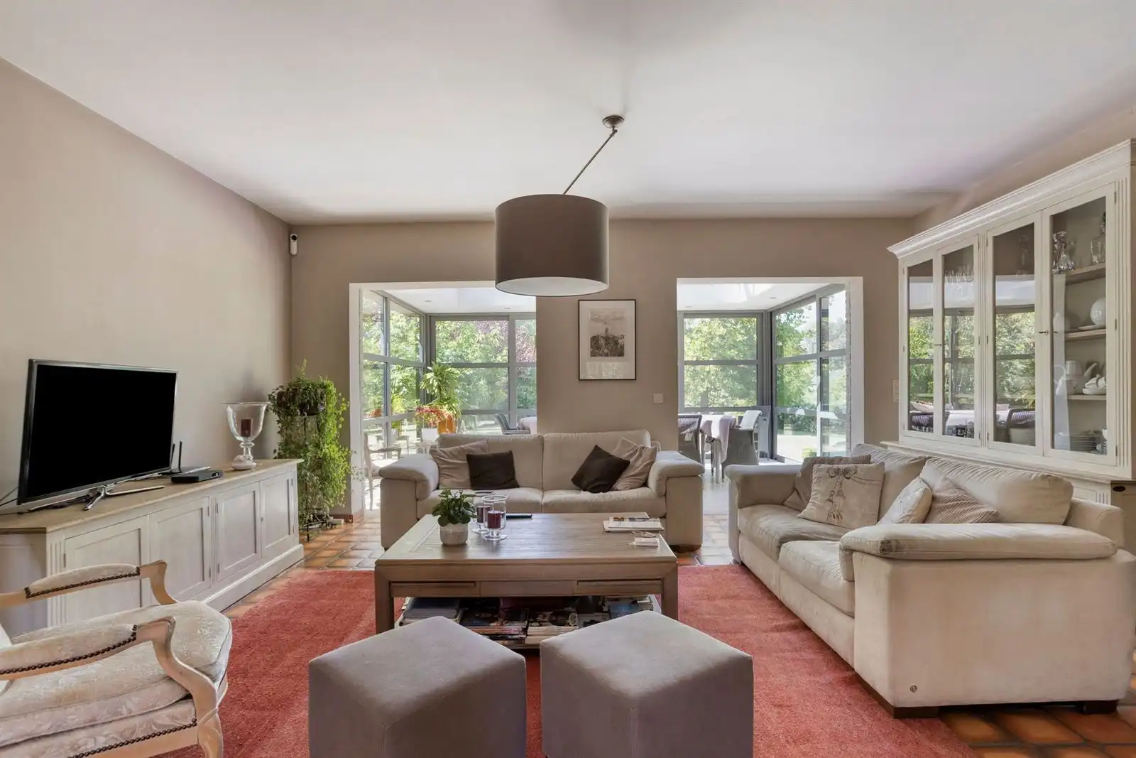 Woning met 4 slaapkamers op een terrein van 21a 92ca foto 8