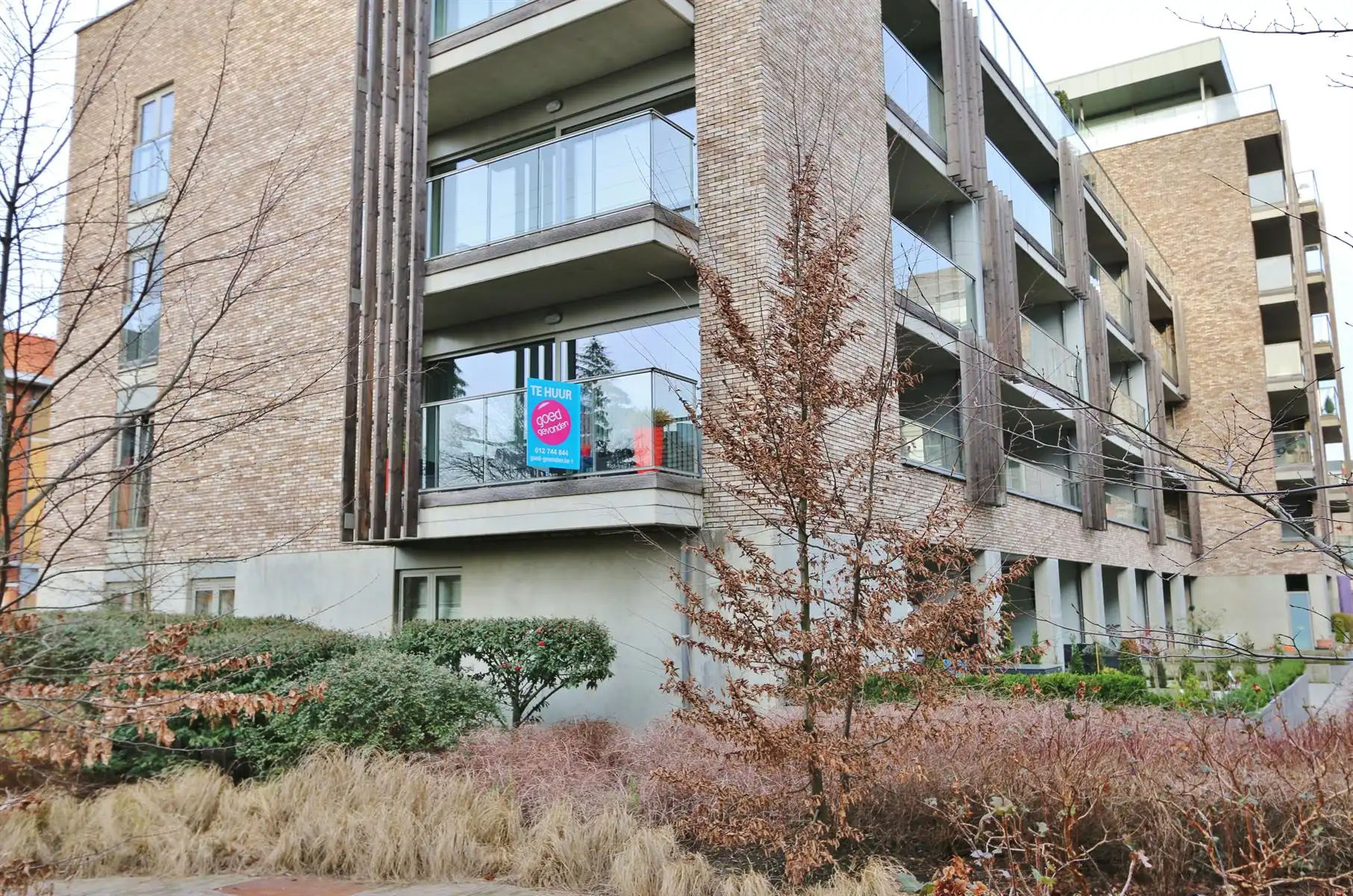 App 2 slk - 2 terrassen - parking - kelder - lift foto 2