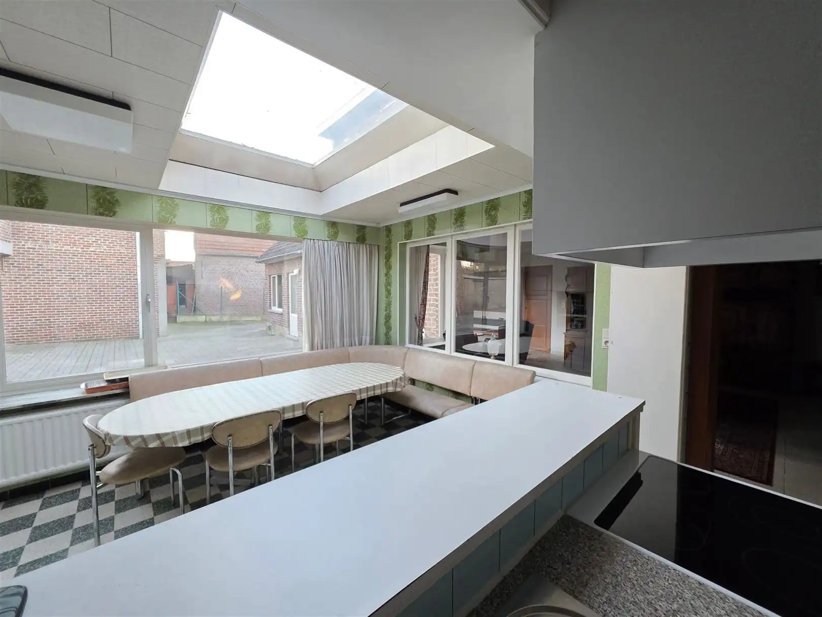 Zeer ruime woning + loods/atelier op 21 are 50 ca foto 17