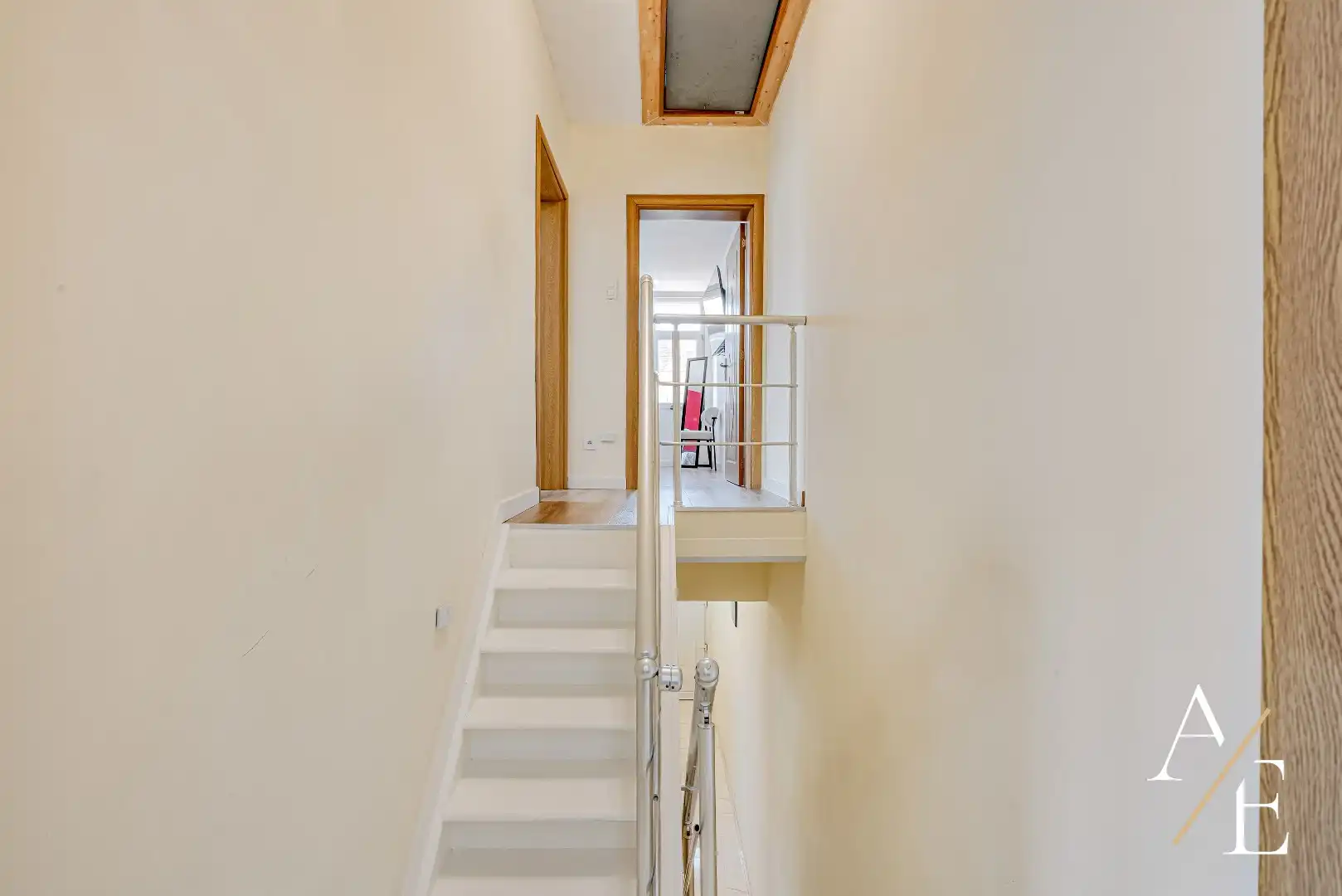 WETTEREN-Instapklare woning met 3 of 5 slpks, én garage! foto 11