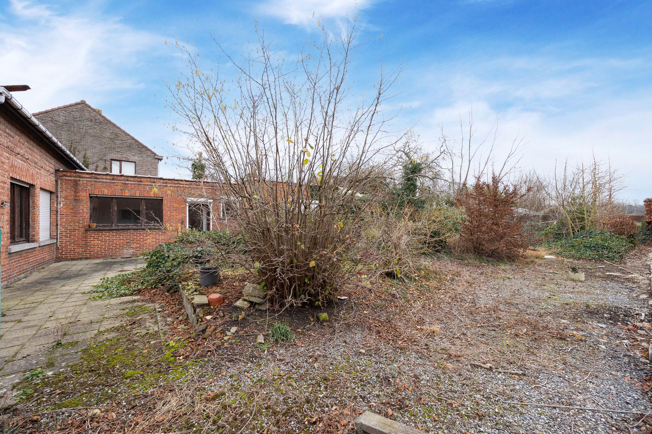 Te renoveren woning op 756m² vlakbij centrum foto 15